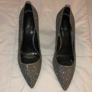 Michael Kors Dorothy Rhinestone Pumps Size 9